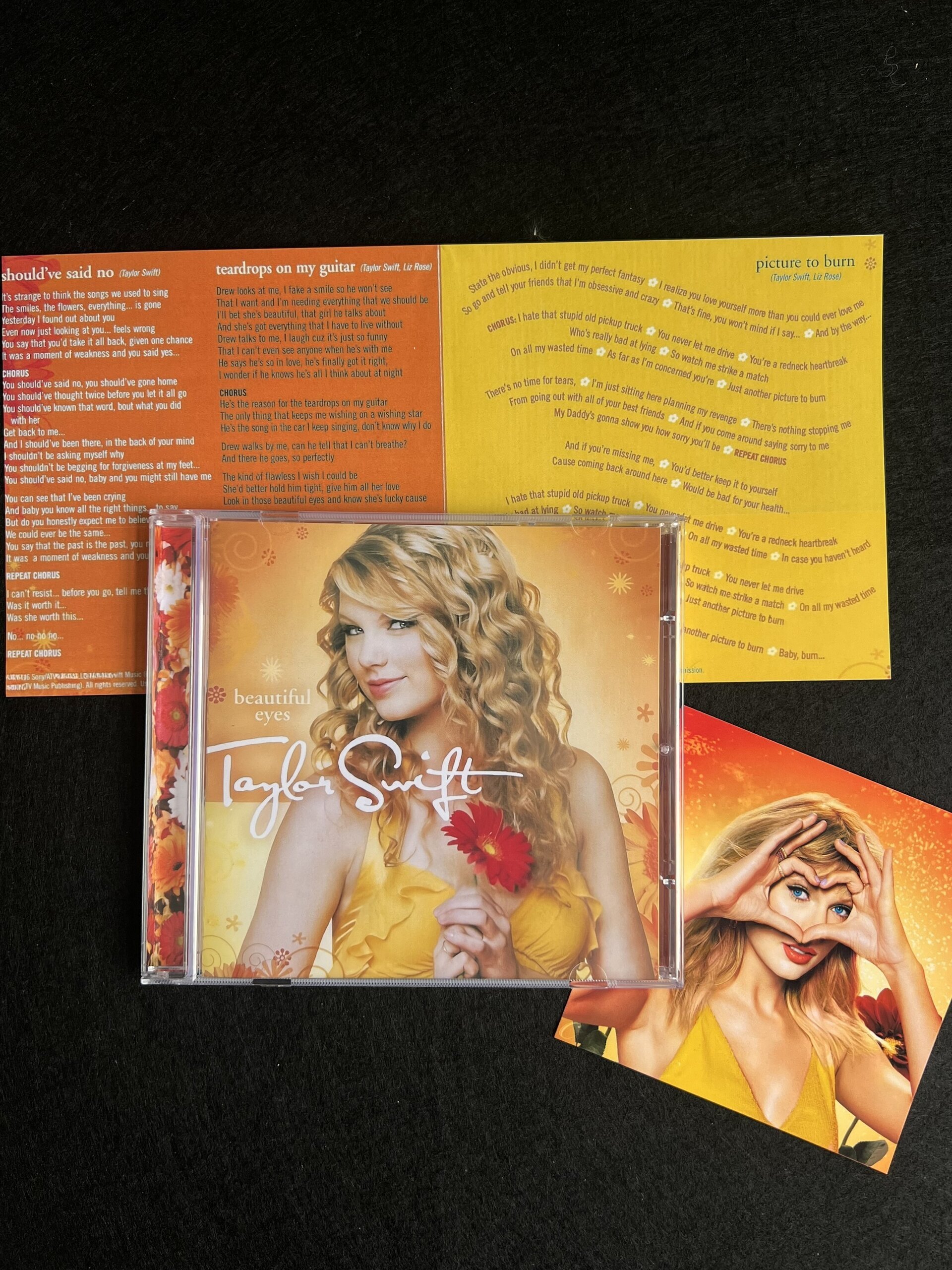 TAYLOR SWIFT — Beautiful Eyes (Archive CD) - 2