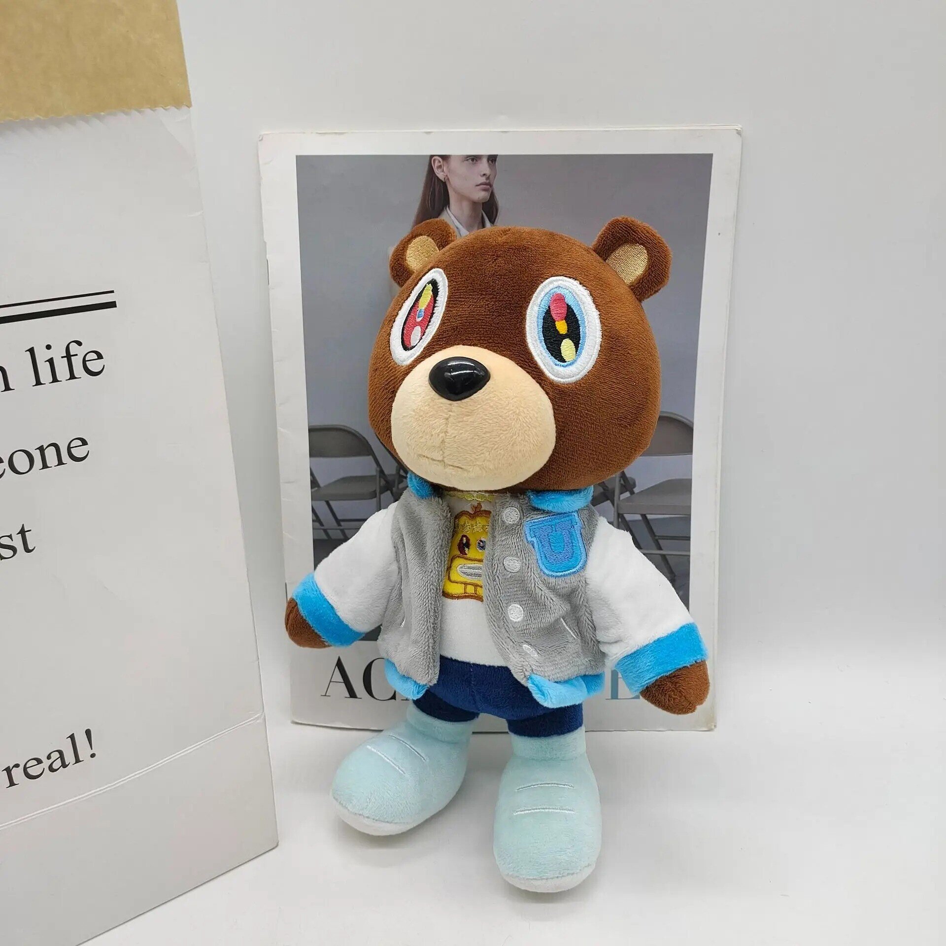 Peluche Kanye West: Graduation Dropout Bear 🎓 - 4