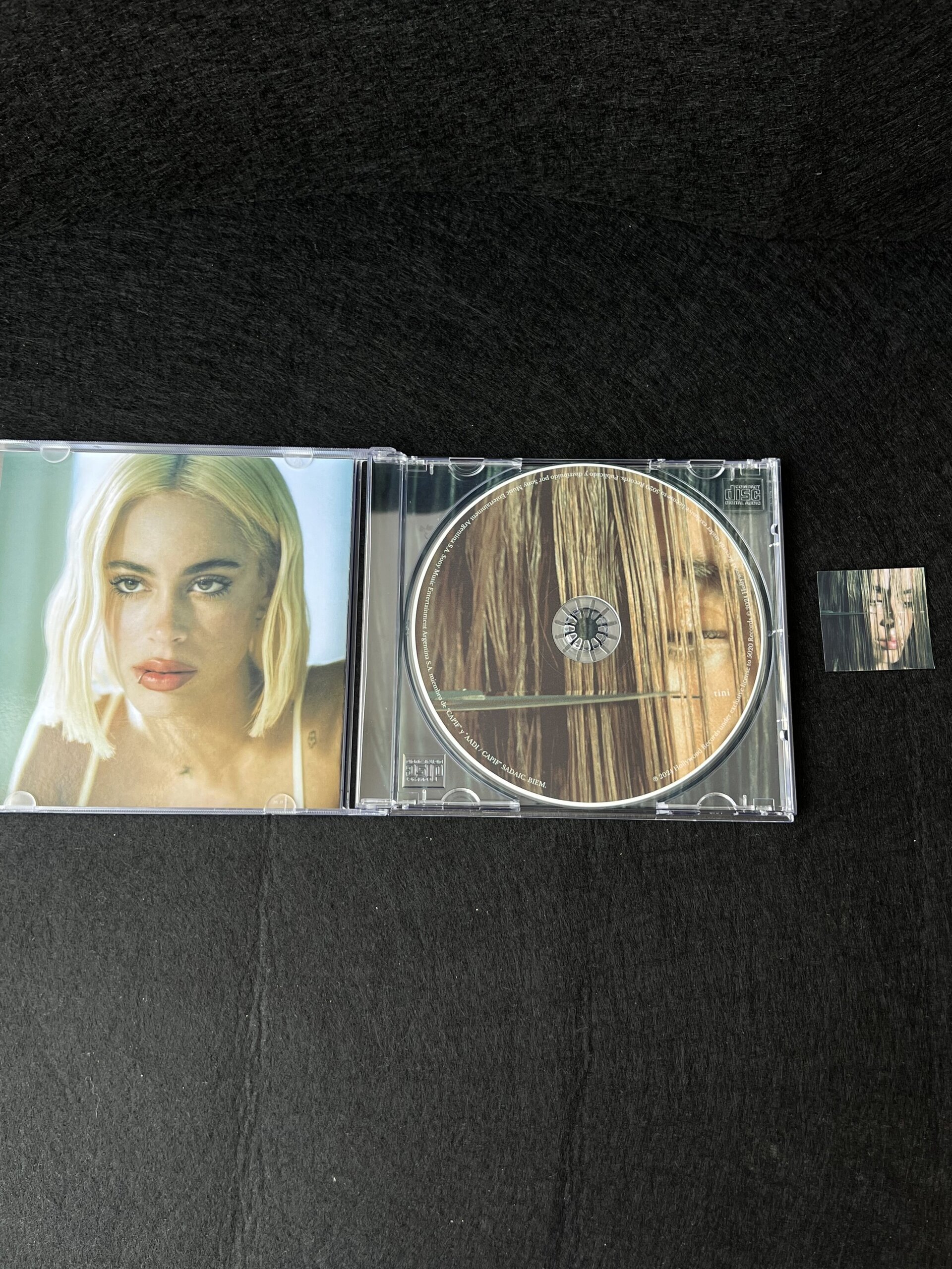 TINI — Un Mechón de Pelo (Archive CD) - 4