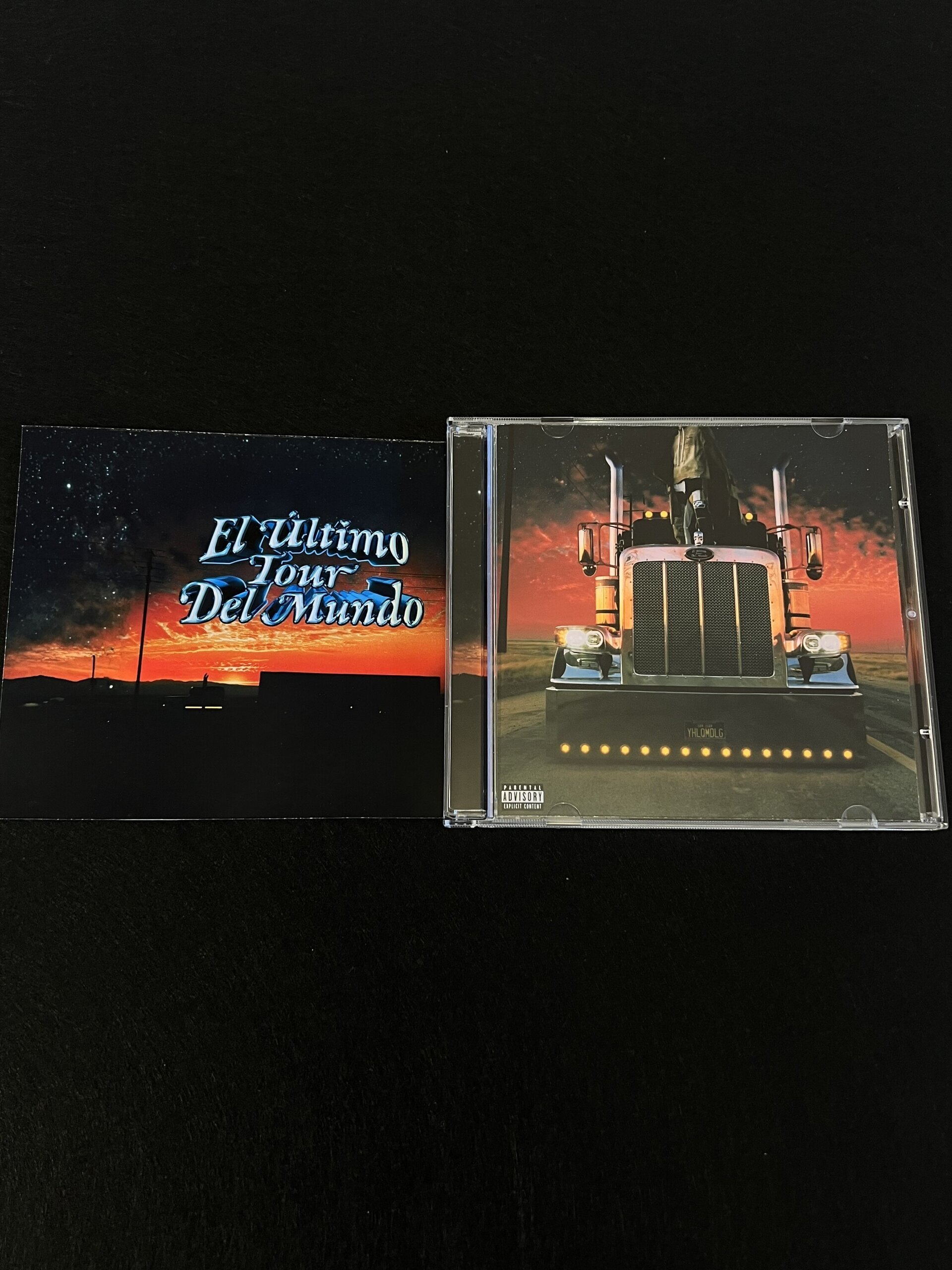 EL ÚLTIMO TOUR DEL MUNDO — BAD BUNNY (Custom CD) - 3