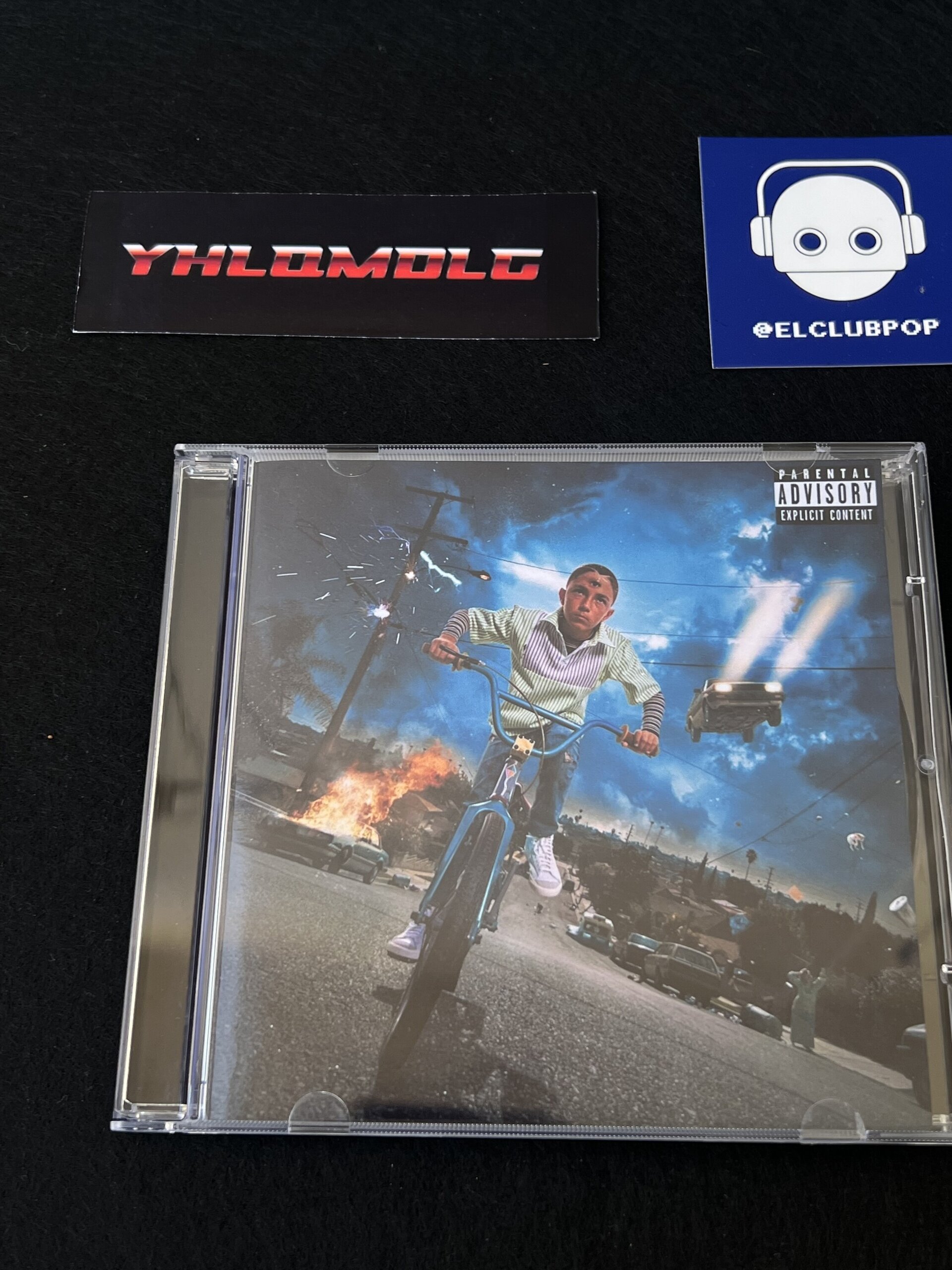 BAD BUNNY - YO HAGO LO QUE ME DA LA GANA (Custom CD) - 3